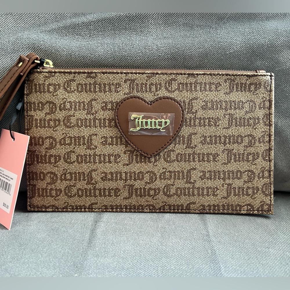 NWT Juicy Couture Free Spirit Wristlet